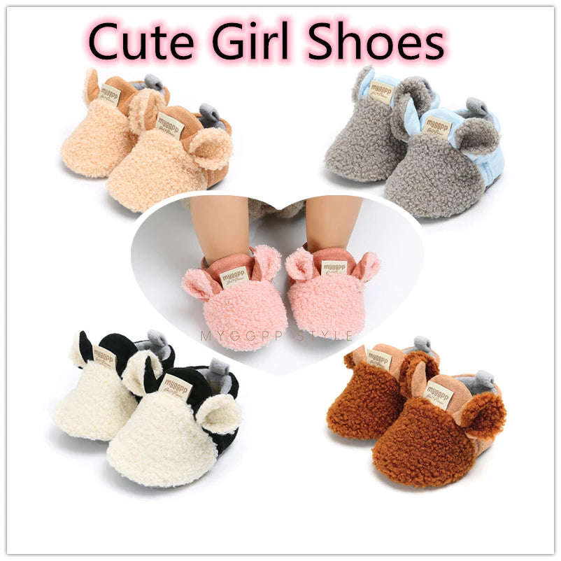 Soft and Cozy Fleece Baby Booties with Adorable Bear Design and Anti-Slip Sole for Winter Warmth and Comfort
