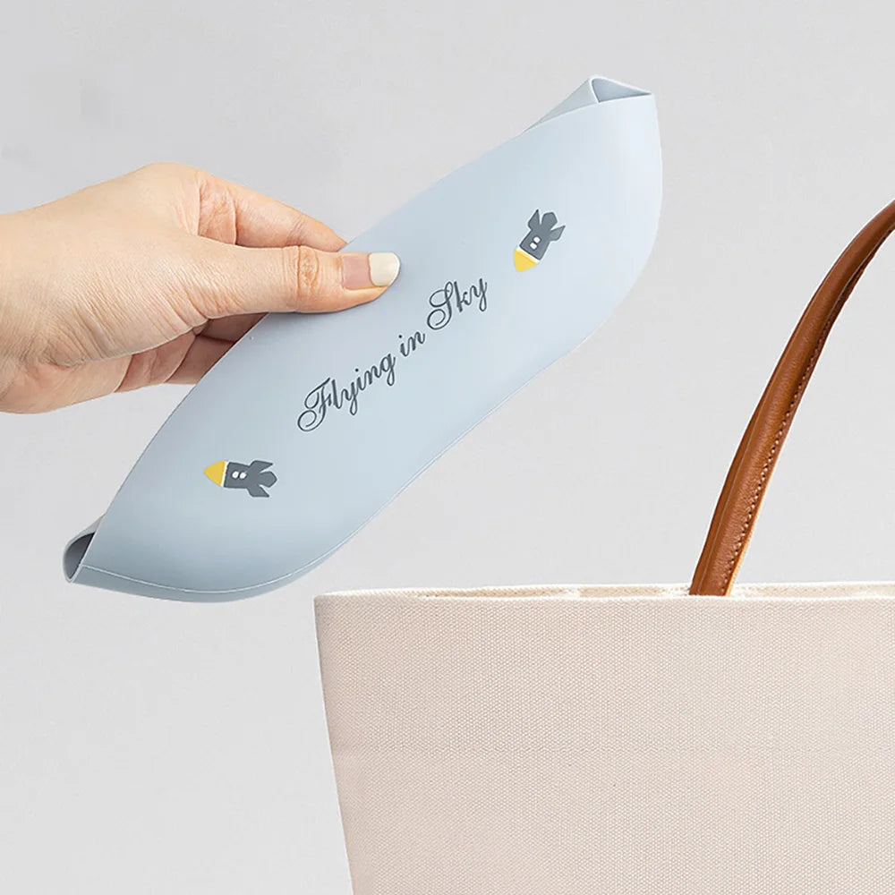 Waterproof Bibs For Kids Feeding Baby Eating Stuff Soft Silicone Babeast Cartoon Printed Adjustable Baby Tasting Feeding Bibs