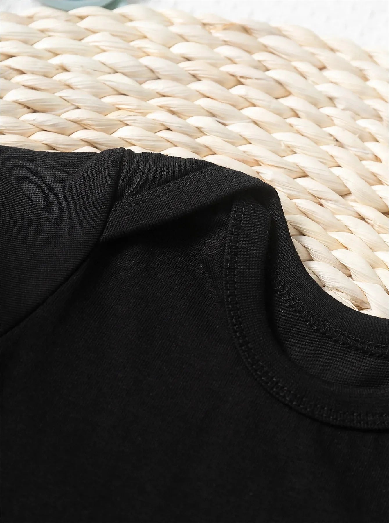 Baby Bodysuit Summer Crew Neck Fit Short Sleeve Infant Romper with Alphabet Print 